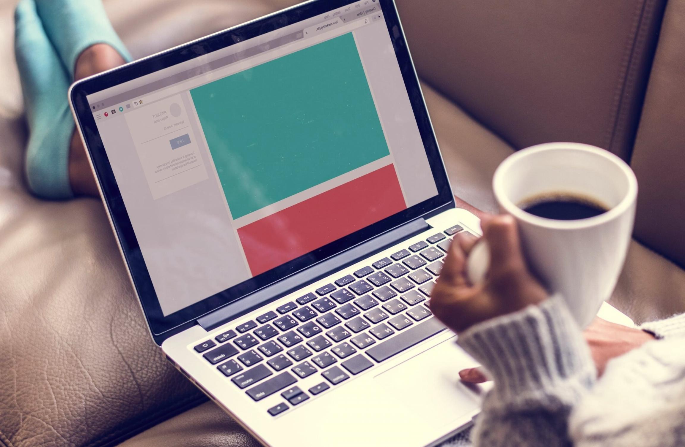 Session de travail collaboratif entre étudiants