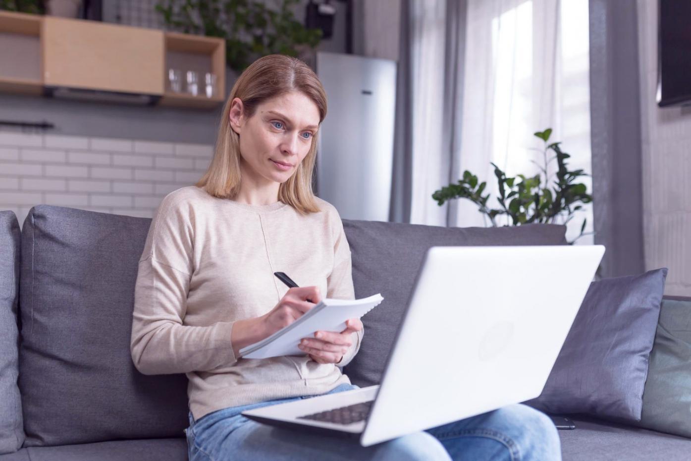 Séance de séminaire en ligne avec analyse de données